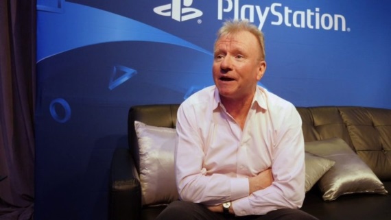 Šéf PlayStation Jim Ryan hovorí, prečo sa s novou generáciou vybrali inou cestou než Microsoft