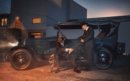 Niekoko psobivch cosplayov k dnenmu vydaniu Mafie  