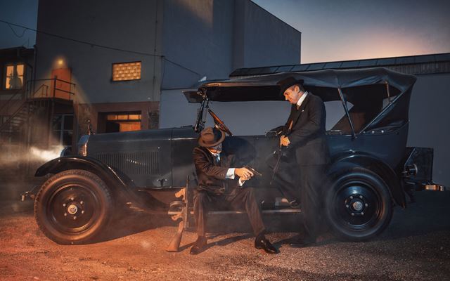 Nieko�ko p�sobiv�ch cosplayov k dne�n�mu vydaniu Mafie 