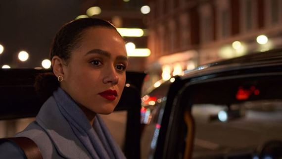 �tyri svadby a jeden pohreb u� aj v seri�lovej a celkom zvl�dnutej verzii