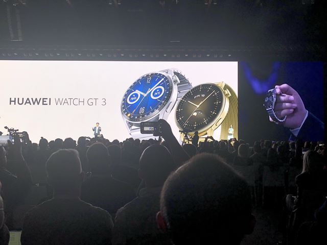 Huawei predstavil nov� flagship Nova 9, smart hodinky aj sl�chadl� v tvare r��u 