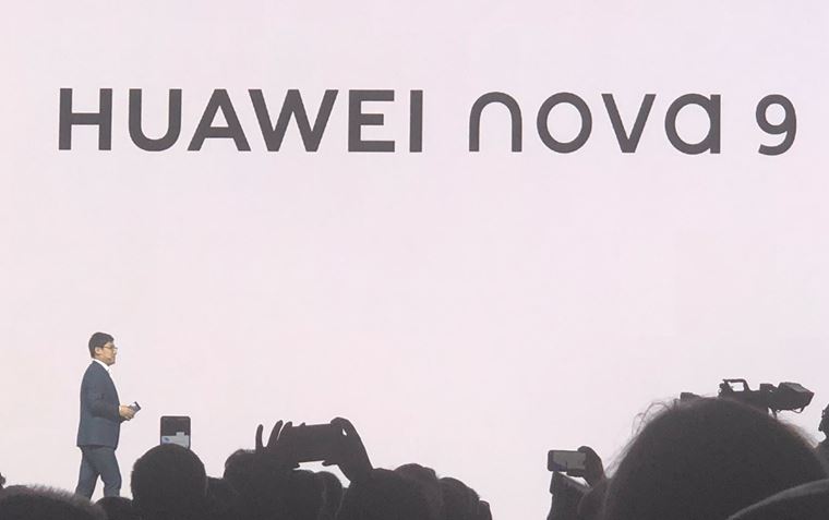 Huawei predstavil nov flagship Nova 9, smart hodinky aj slchadl v tvare ru