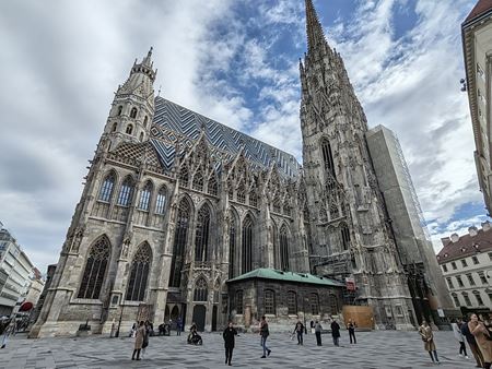 Huawei Nova 9 spustil predobjednvky, pridva k nim FreeBuds 4i, ale ak vlastne je?  