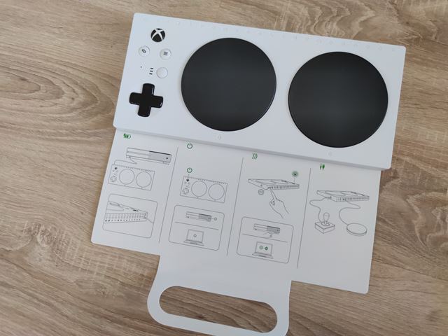 Ak je Xbox Adaptive Controller? 