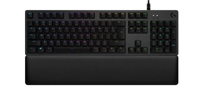 Ak hern klvesnicu kpi?  