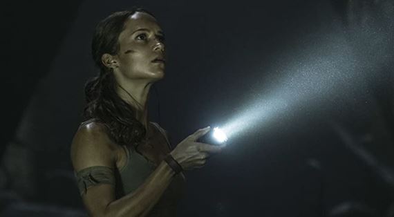 Franc�zsky re�is�r Olivier Assayas nakr�ca seri�l pre HBO