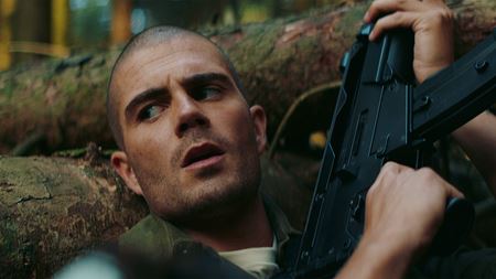 Bloodshore rozptalo Battle royale tvanicu v interaktvnom filme  