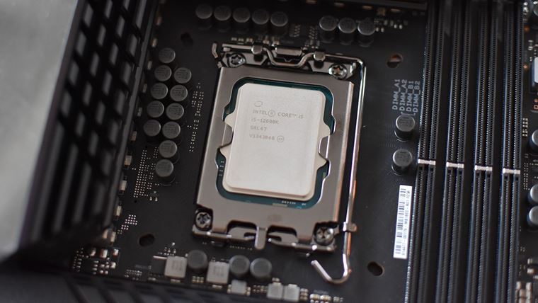 Intel 12-gen procesory vychdzaj, prichdzaj aj recenzie