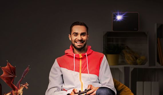 LED projektor BenQ X1300i určený hráčom mieri na trh
