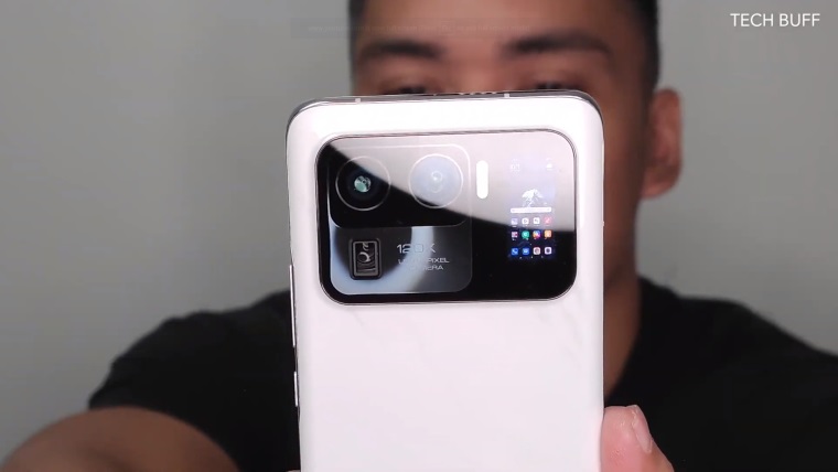 Dizajn Xiaomi Mi 11 Ultra leaknut, ukazuje masvnu kameru a minidisplej