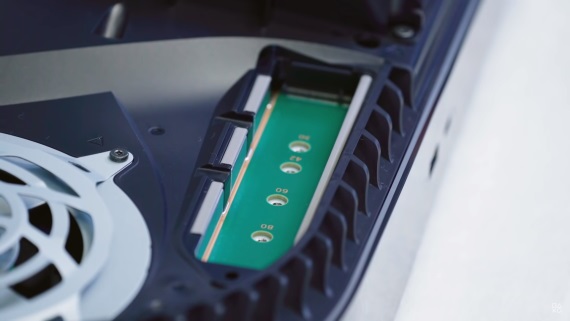 Sony vraj plánuje spustenie doplnkového SSD v PS5 v lete