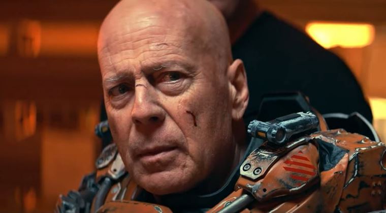 Bruce Willis si sksil sci-fi bko, ktorho prbeh je vlastne cel v traileri