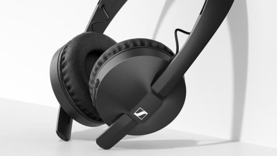 Sennheiser prin�a nov� bezdr�tov� sl�chadl� s dlhou v�dr�ou bat�rie