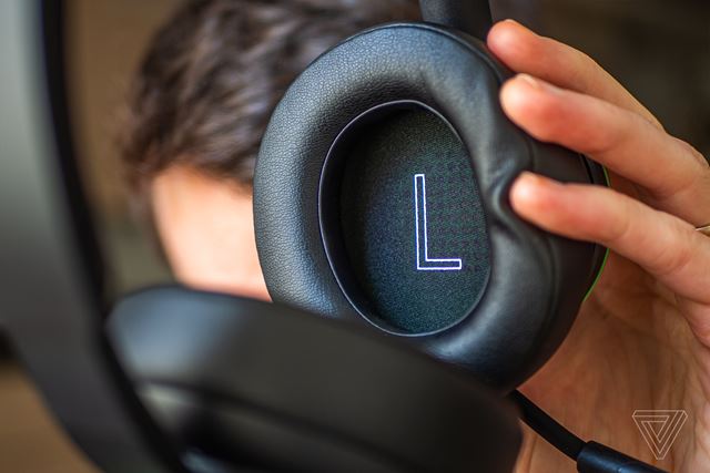 Microsoft Wireless headset dnes vych�dza, ukazuje unboxing a slu�n� recenzie 