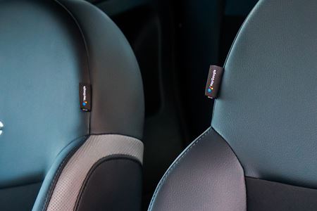 Fiat z nejak�ho d�vodu spravil Fiat 500 Hey Google s�riu �ut  