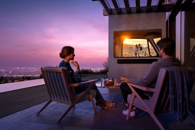 Vonkaj�� TV Samsung Terrace sa u� bude pred�va� aj u n�s 