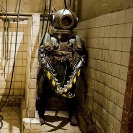 Ukradol Resident Evil Village dizajn montier z Frankenstein's Army filmu?  