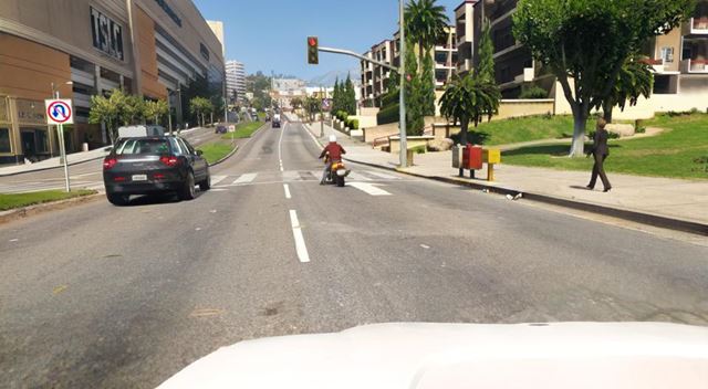 Ako vyzer� GTA V s fotorealistick�m vylep�en�m? 