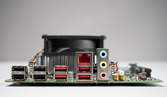 AMD pred�va desktop kit s Xbox Series X procesorom 