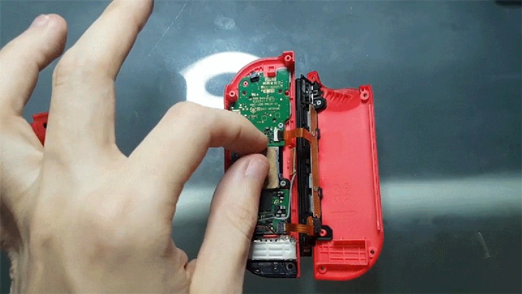 D sa kskom papiera odstrni driftovanie Switch Joy-conov?