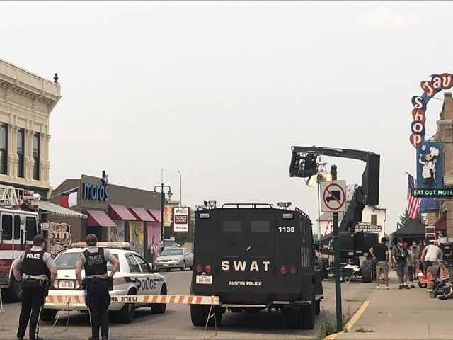 Z�bery na ulicu z nakr�cania The Last Of Us seri�lu 