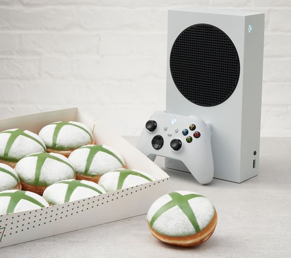 Microsoft rozbehol spoluprácu s Krispy Kreme, ponúkajú Xboxové šišky