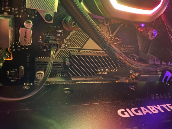 Kto predáva najviac SSD diskov?