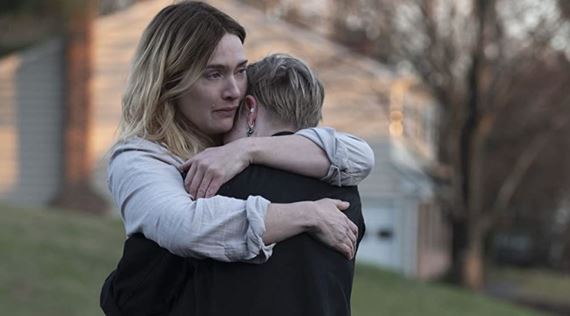 �al�ie epiz�dy seri�lu Mare of Easttown u� dost�vaj� re�lne kont�ry