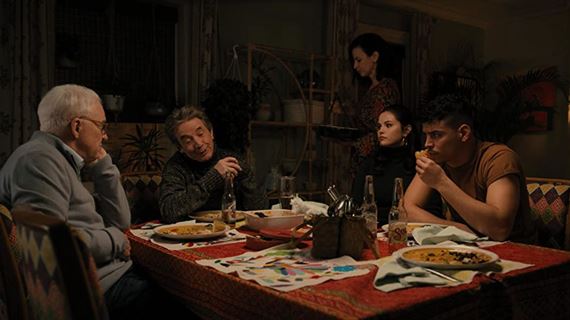 Only Murders in the Building je vtipnou par�diou podcastov venovan�m true crime