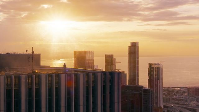 Matrix Resurrections sa za��na predstavova� 