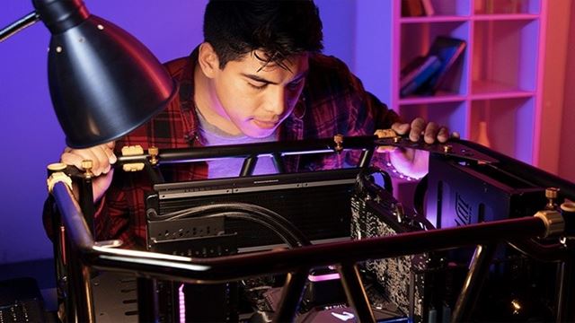 Windows 11 z pohadu hrov 