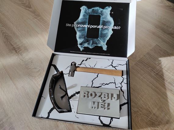 Keď Samsung posiela promo k predstaveniu nových mobilov ...