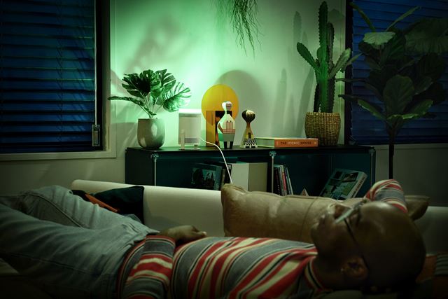 Samsung predstavil prenosn� The Freestyle projektor 