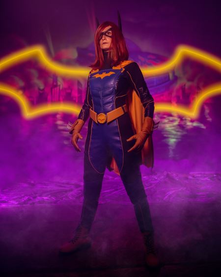 Batgirl - Barbara Gordon bola spozorovan v Prahe! Reaguj aj esk umelci  