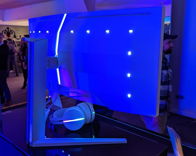 Philips Evnia monitory predstaven, ponkaj zadn podsvietenie a VA, OLED a QD OLED panely 