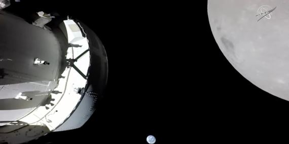 Vesmír: Orion modul z misie Artemis 1 preletel okolo Mesiaca
