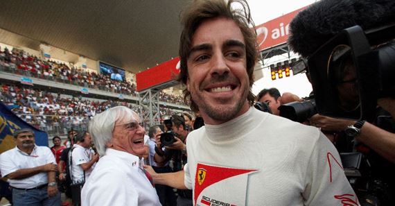 ��astlivec alebo smoliar? �o sa skr�va za pr�behom ��fa Formuly 1?