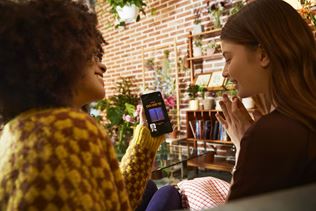 Samsung Galaxy S22 Ultra, S22 a S22 plus boli mobily predstaven 