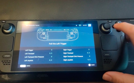 Niektorým majiteľom Steam Decku už po prvom dni driftujú joysticky