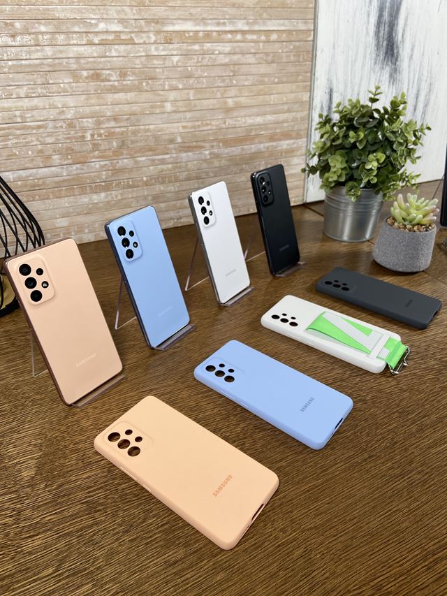 Samsung predstavil Galaxy A53 5G a Galaxy A33 5G mobily 