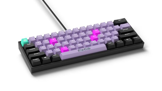 Scuf sa spojil s Coca Colou a predstavil t�matick� hern� doplnky 