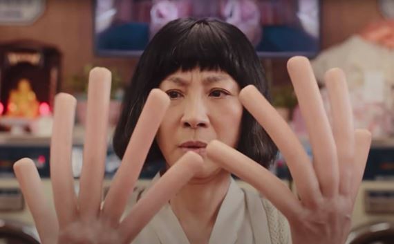 Filmová recenzia: Everything Everywhere All at Once