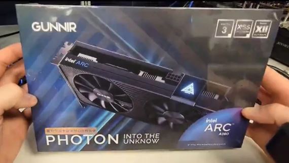 Intel ukázal svoju Arc A380 grafiku, stále sa však u nás nepredáva