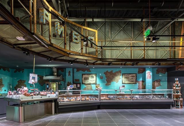 V Kyjeve bol otvoren� tematick� Stalker obchod 