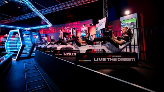 Formula 1 eSports Pro šampionát začína