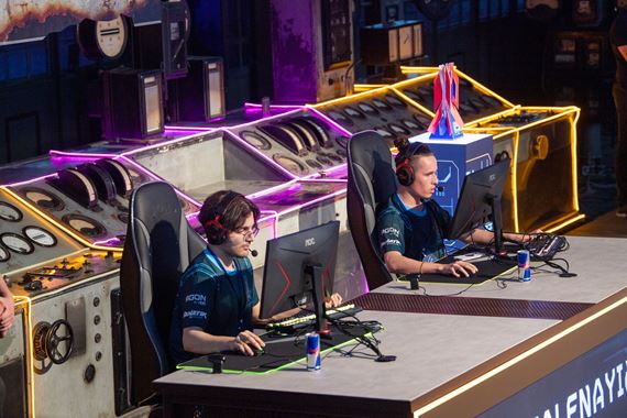 Jedinečný CS:GO turnaj kde môže aj amatér vyzvať svetové hviezdy - Red Bull Flick