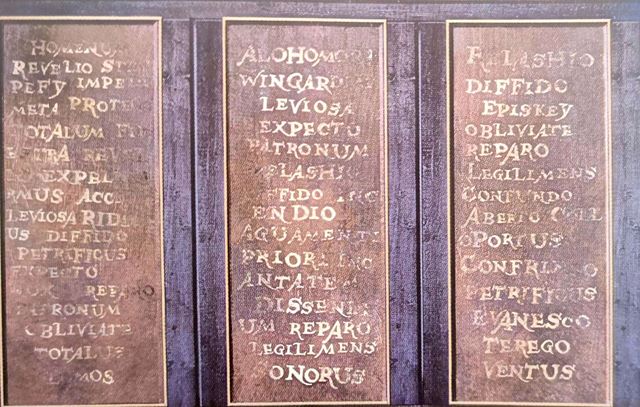 Unikli obr�zky z Hogwarts Legacy artbooku a spolu s t�m aj d�ka hry 