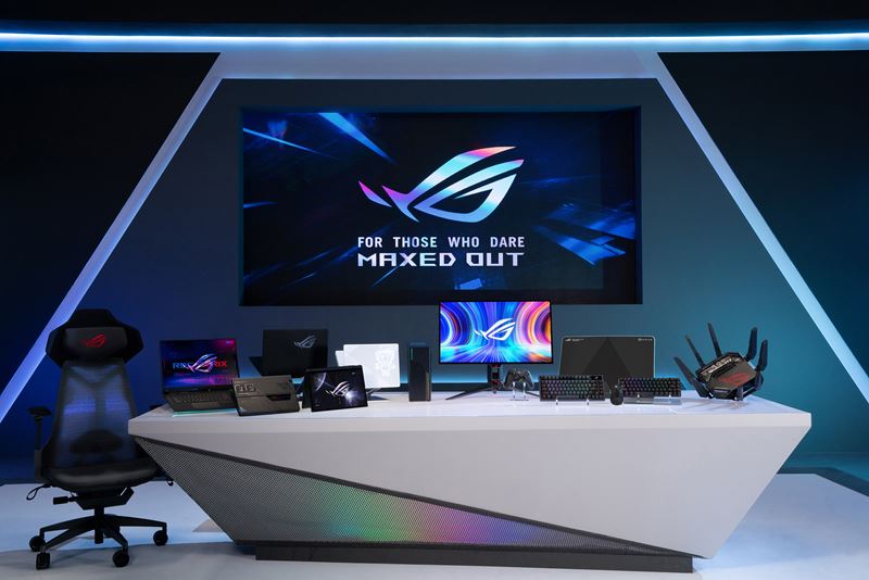 Asus predstavil nov ROG notebooky, desktopy a aj OLED monitor