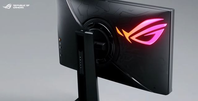 Asus predstavil aj ROG Swift Pro - 540Hz hern� monitor 