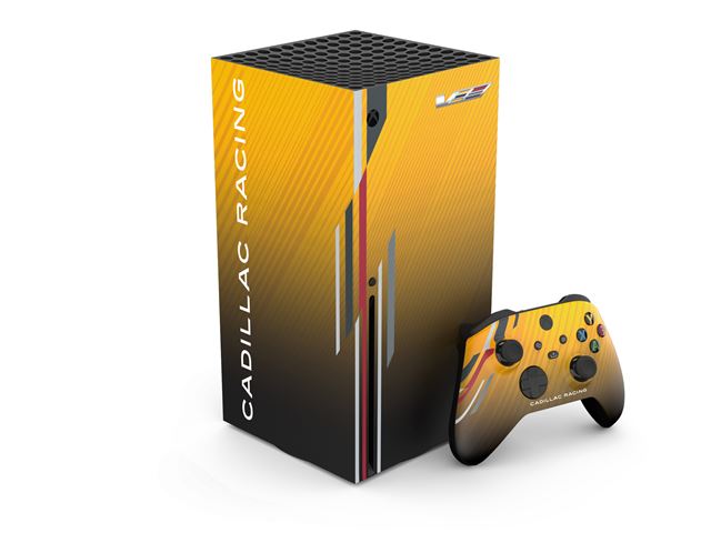 Microsoft k vydaniu Forza Motorsport pripravil aj auto na diakov ovldanie, ktor v sebe skrva aj Xbox Series S 